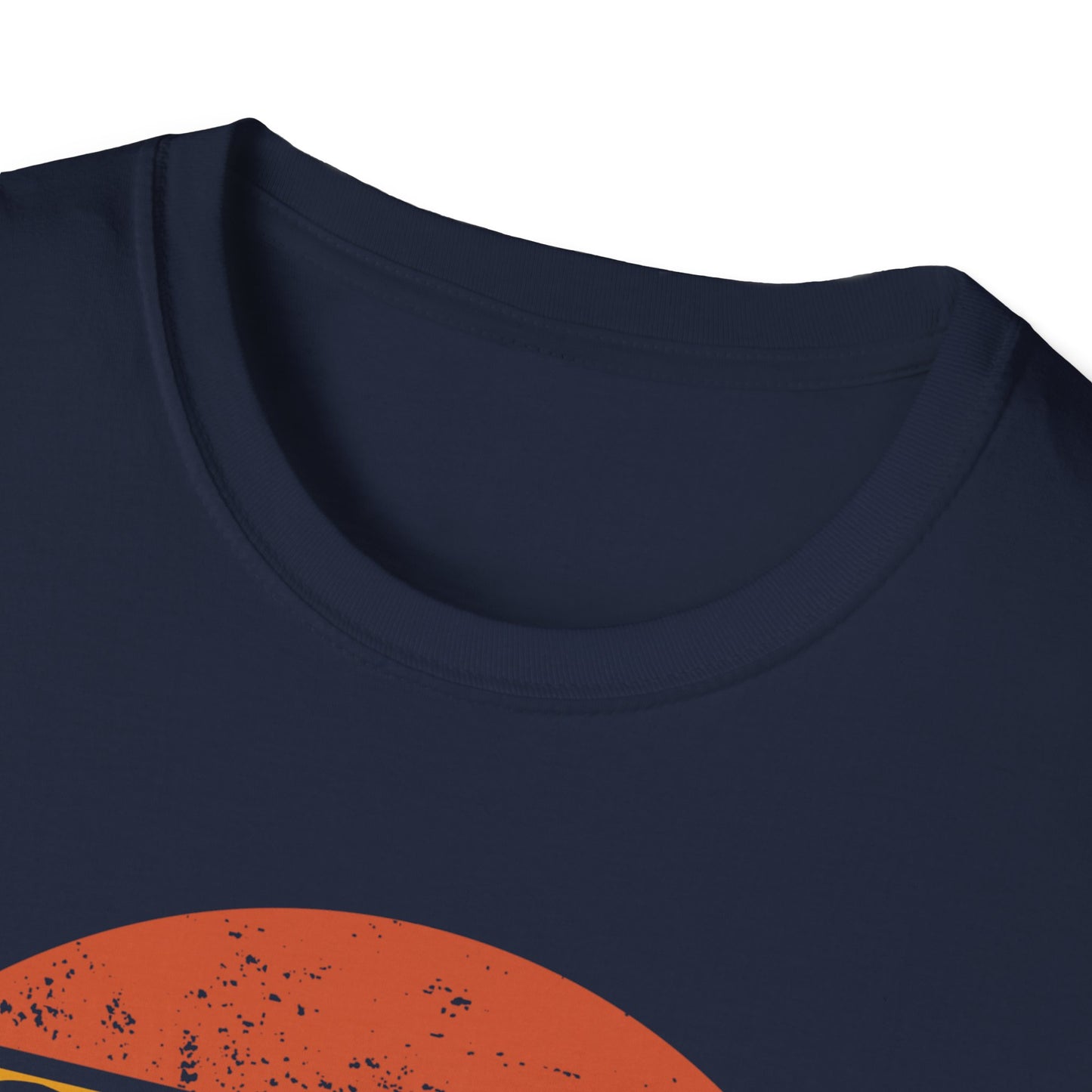Golden Retriever Retro Sunset T-shirt for Dog Mom