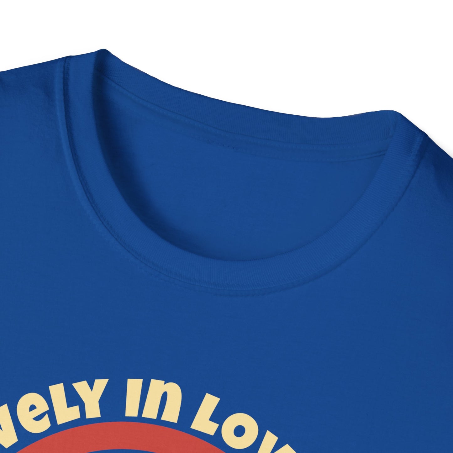 Cute Corgi T-Shirt - Pawsitively In Love